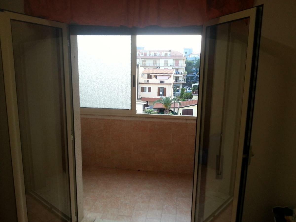 Ferienwohnung Casa Al Mare A Scalea Exterior foto